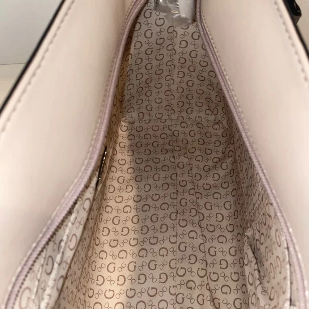 New Beige GUESS Purse Tote Hand Bag + Bag Charm Latte Cuba SE750822 NWT Embossed - Picture 4 of 5